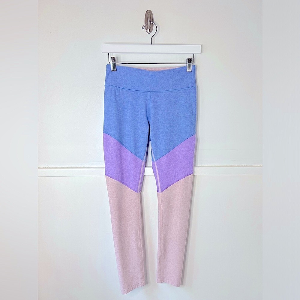 Outdoor Voices Color Block 7/8 Springs Leggings in Lilac/Lavender/Dahlia